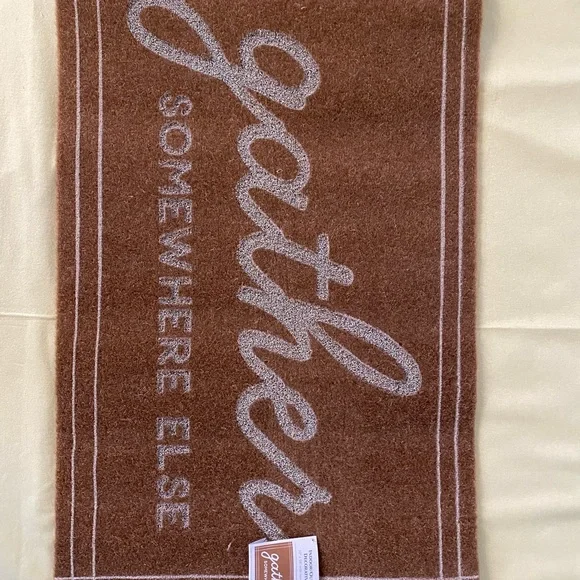 Door mat with tags