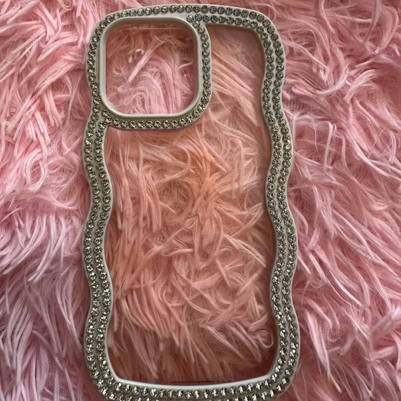 iPhone 12 Pro Max/14 Pro Max Bling Wavy Case