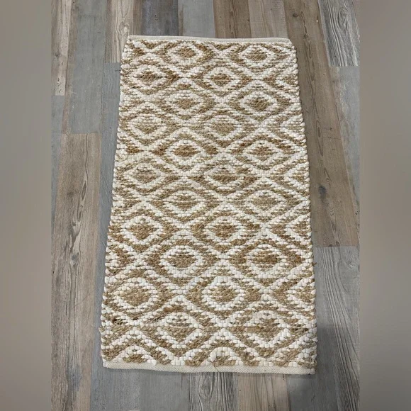 Geometric Reversible Jute Rug