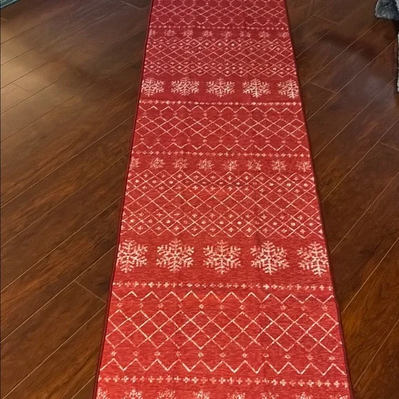 Christmas red and white Holiday area rug with Snowflake Patterns