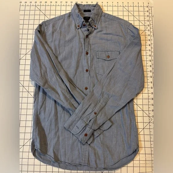 J. Crew Men’s Size Small‎ Blue Button Down Shirt
