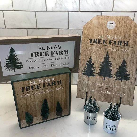 St. Nicks Tree Farm Christmas Decor Bundle- Christmas 2020‎