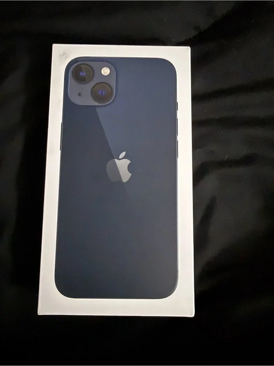 Midnight iPhone 13 Pre-Owned