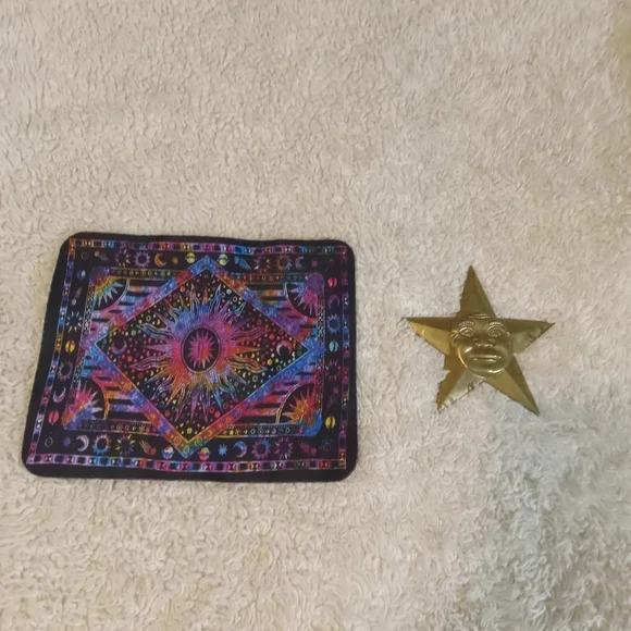 Colorful Tapestry and Gold Star Wall Accent Set