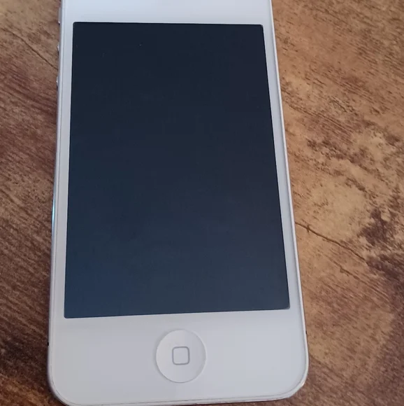 Apple iPhone Model A1387 4S GSM 16GB - White