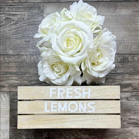 WOODEN BASKET “FRESH LEMONS”🍋
