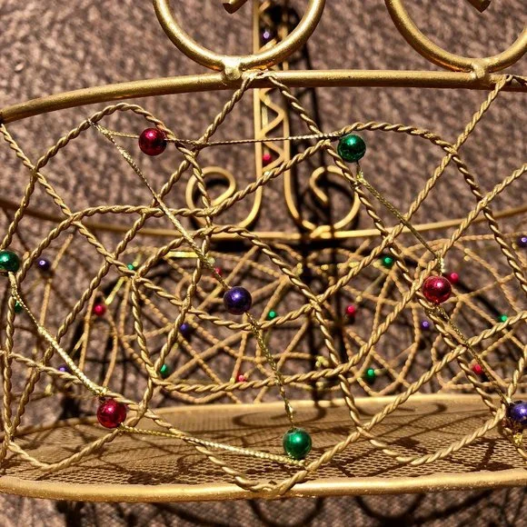 Pier 1 Gold Wired Red Green Purple Beads Tray Basket Storage Decor 11' x 9