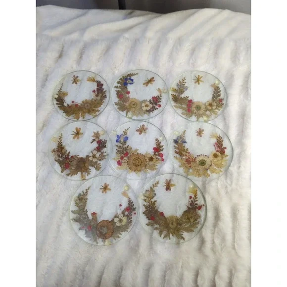 Set Of 8 Round Acrylic Coasters 4