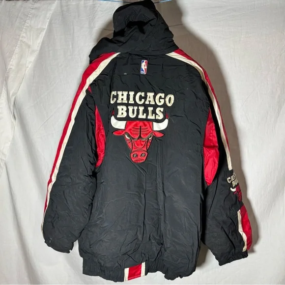 Vintage‎ 90's Chicago Bulls Starter Puffer Jacket Men's Size XXL