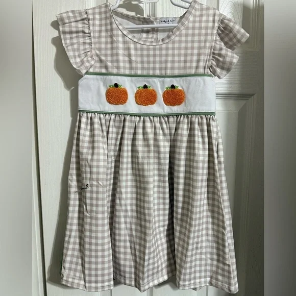 New Boutique Pumpkins Shorts Set