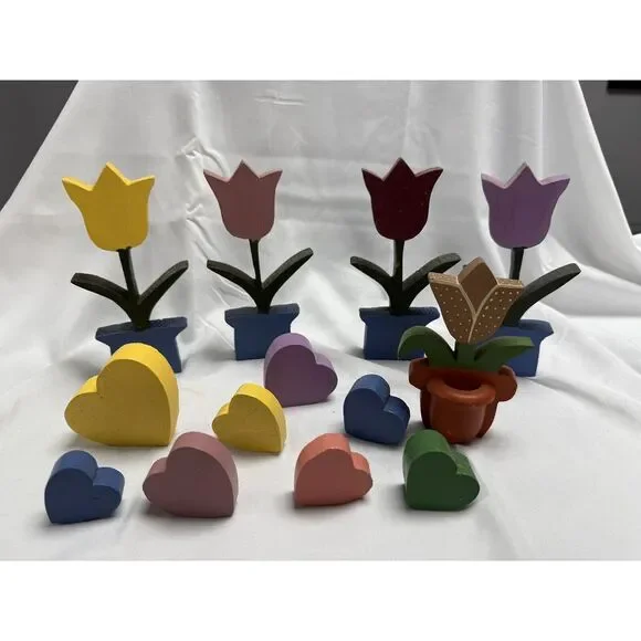 Lot of 13 Handmade Primitive‎ Farmhouse Design Wooden Tulips And Hearts Folk 80s