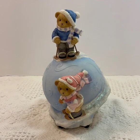 Cherished Teddies 05 Avon Havin’ a Snowball