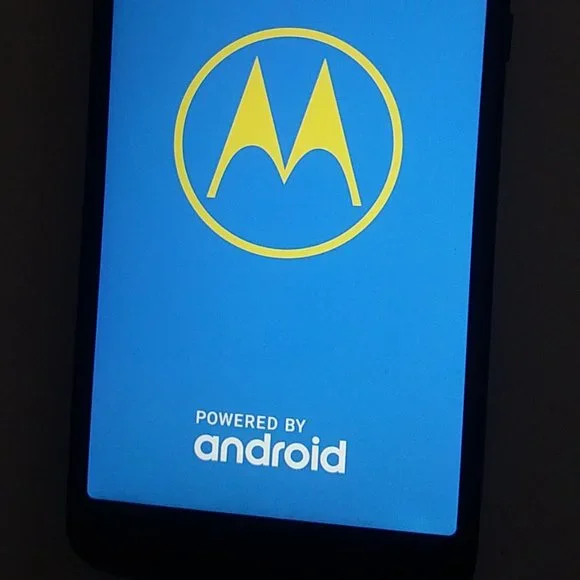 TracFone Motorola Moto G 6 32GB Smartphone Prepaid