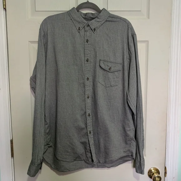 J.Crew Men's Button Down WorkShirt XL 100% Cotton Gray Classic Business Casual