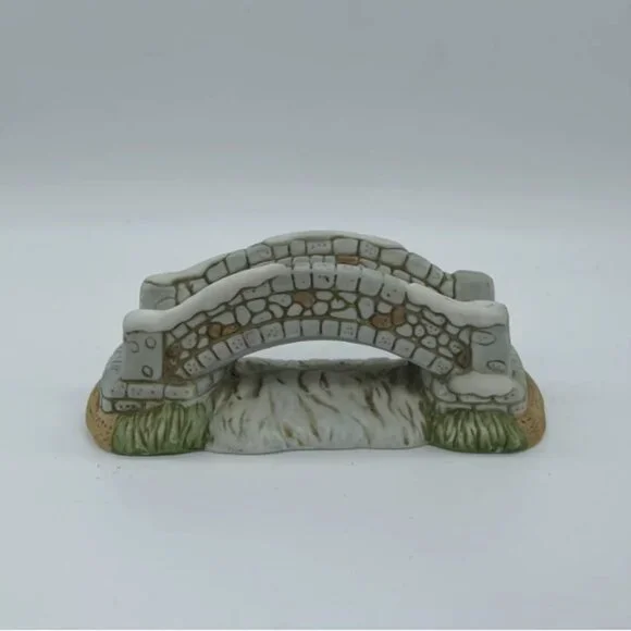Homco Christmas Village Arched‎ cobblestone Bridge 5106