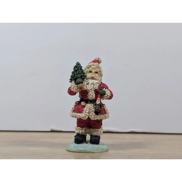 Vintage Style Santa Claus Figurine Holding Christmas Tree – Resin Holiday