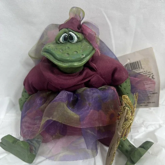 Russ The‎ Country Folks Kelly Frog Shelf Sitter Violetta Toad Critter Factory