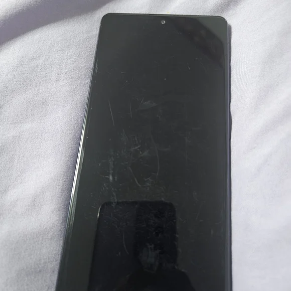 Samsung Galaxy A71 5G in Sleek Black