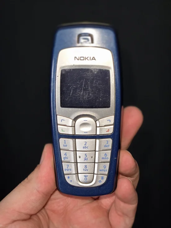 Nokia Vintage Cellphone - Blue/Silver - Untested Parts Only
