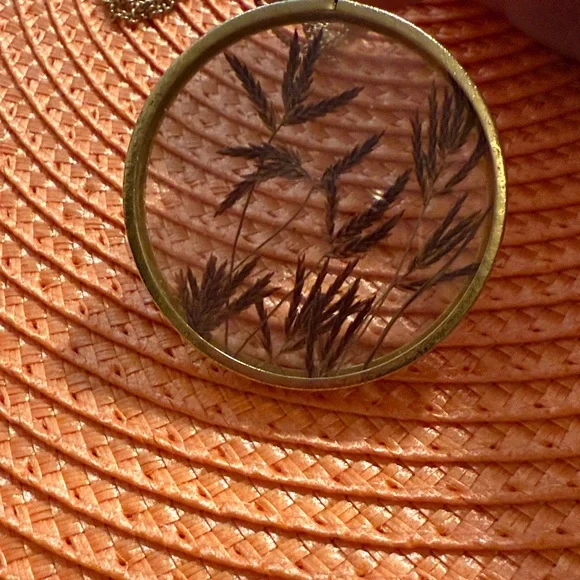 Pressed Flowers glass pendant vtg 70-s