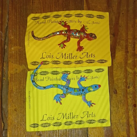 NWT Hand Painted Reptile Pins/Brooches - Red and Blue Handmade