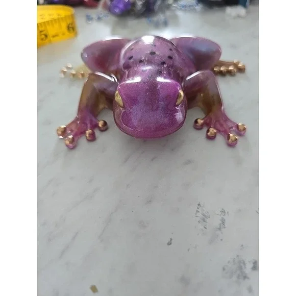 Purple Resin Frog Home Decor Figure Handmade 713