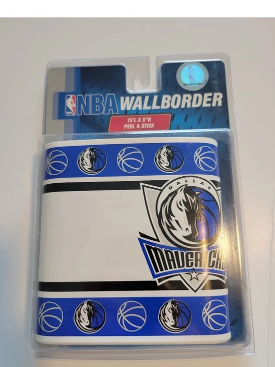 DALLAS MAVERICKS NBA PEEL & STICK WALLPAPER BORDER. NEW