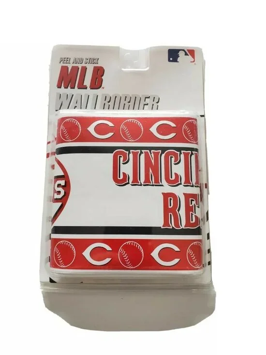 CINCINNATI REDS MLB PEEL & STICK WALLPAPER BORDER. NEW