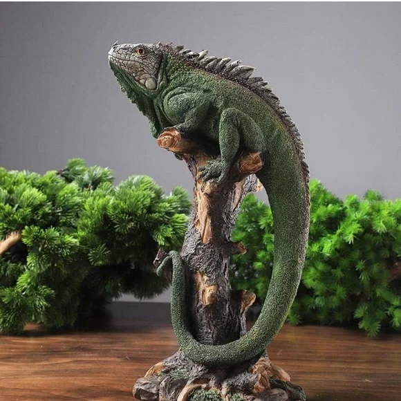 Realistic Green Iguana Reptile Habitat Decor