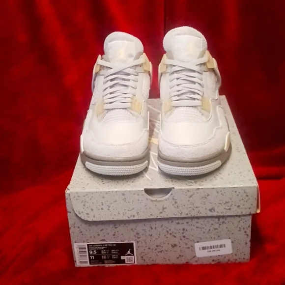 AIR JORDAN 4 RETRO SE CRAFT
