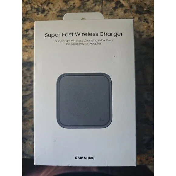 Samsung Super Fast Wireless Charger 15W Black with Power Adapter