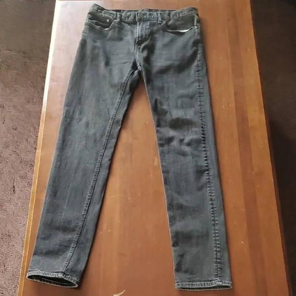 Brooklyn Calling Men's Black Jeans. Size W 34 L34