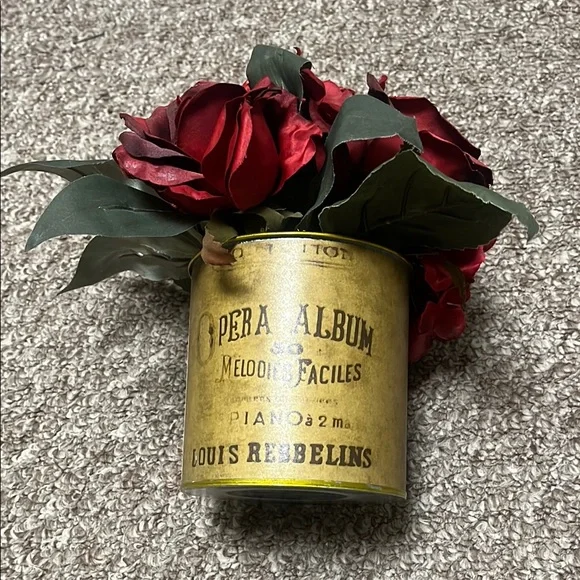 Red and Yellow Decor Accent with Vintage Elegance