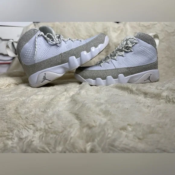 2019Womens Air Jordan 11 Retro 'Vast Grey' size 11