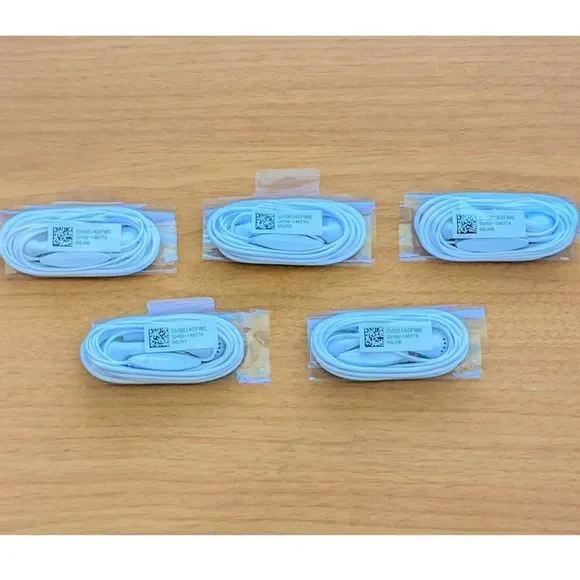 💥PRICE DROP💥 Lot #3 of 5 Samsung 3.5mm Stereo Handsfree Headset - White***