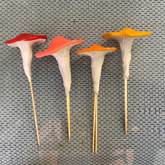 SET OF 3 Custom order Garden Stake Mushrooms 🍄