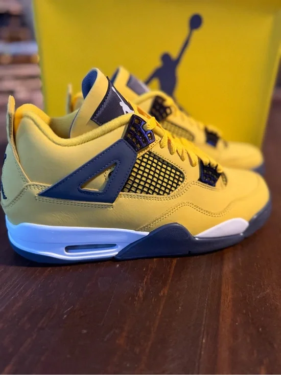 Nike Air Jordan 4 Retro 'Lightning' Sneakers in Tour Yellow - Size 9M DeadStock