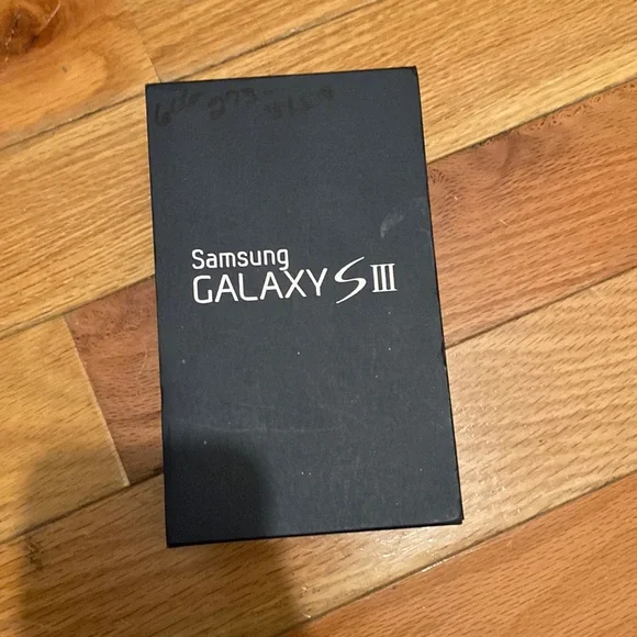 Samsung galaxy s 111 16GB the phone is threw AT&T