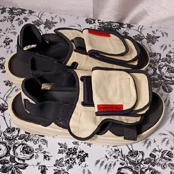 Jordan Black‎ and Cream Sandals Size 9