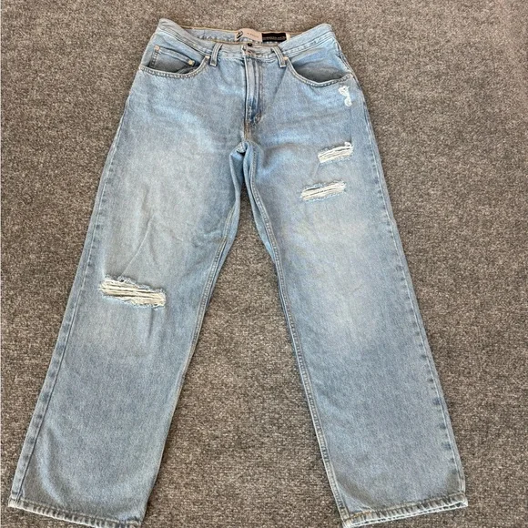 Levi's SilverTab Women’s Jeans Size 31 Blue 94 Baggy Light Distressed