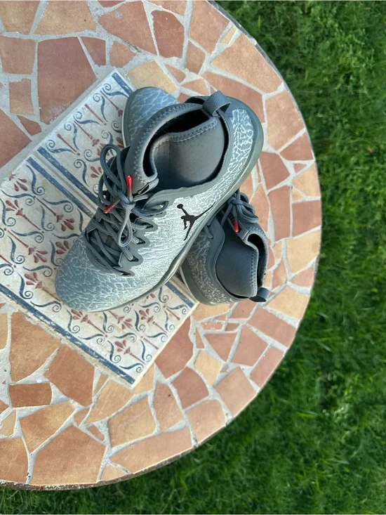 Air Jordan Men's Grey Athletic Sneakers size 11