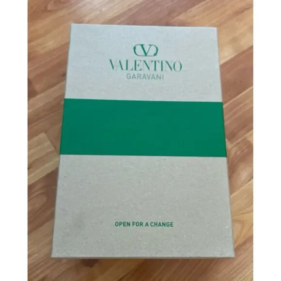 Valentino empty shoe box‎