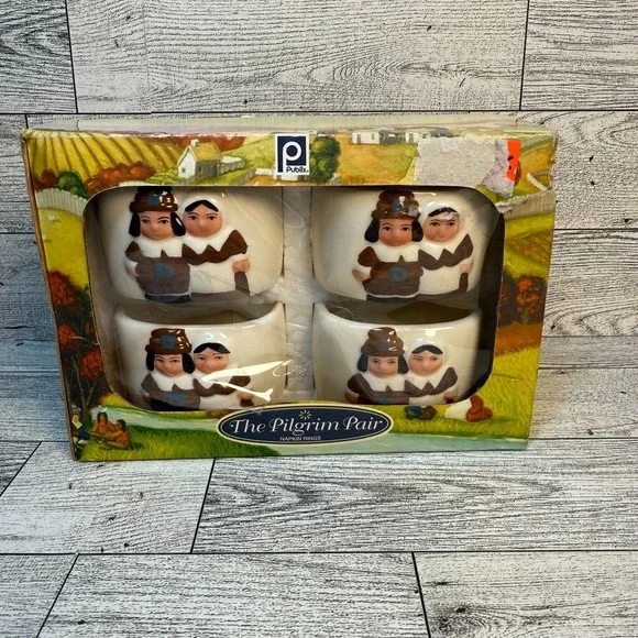 Publix The Pilgrim Pair Thanksgiving Napkin Rings Holders Set of‎ 4. Mint Cond.
