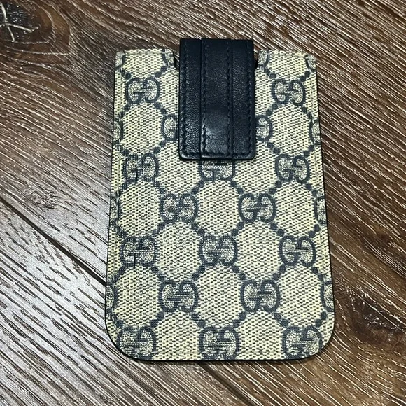Gucci Black and gray Phone case