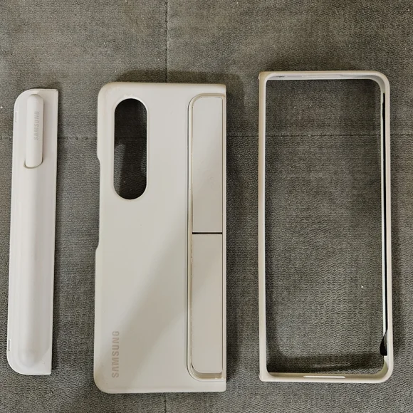 Samsung Standing Cover with S Pen for Galaxy Z Fold4 - Sand Color