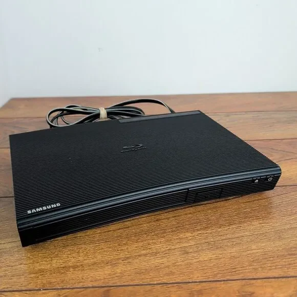 Samsung BD-Jm51 Curved Blu-Ray Player No Remote TESTED BD JM 51