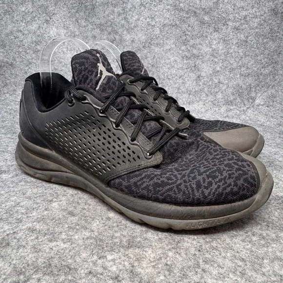 Nike Jordan TRAINER ST BLACK WOLF‎ GREY Mens Size 11 Sneakers Shoes 820253-011