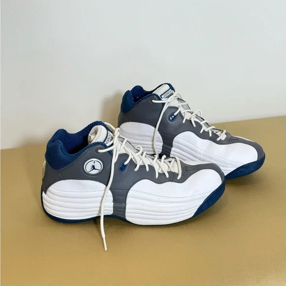 NIKE‎ AIR JORDAN JUMPMAN TEAM 1 WHITE/FRENCH BLUE-FLINT GREY- Size 11.5