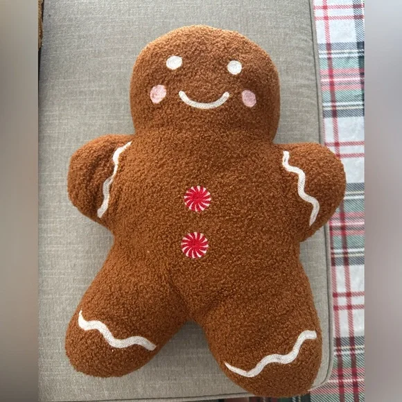 NWOT The Styled Collection Brown Gingerbread Plush Pillow