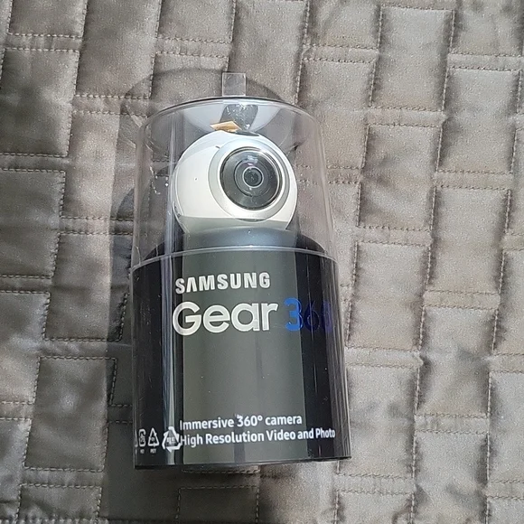 NIB Samsung gear 360